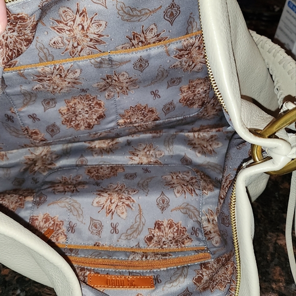 HOBO International Joplin shoulder bag in Oyster. - Picture 5 of 12